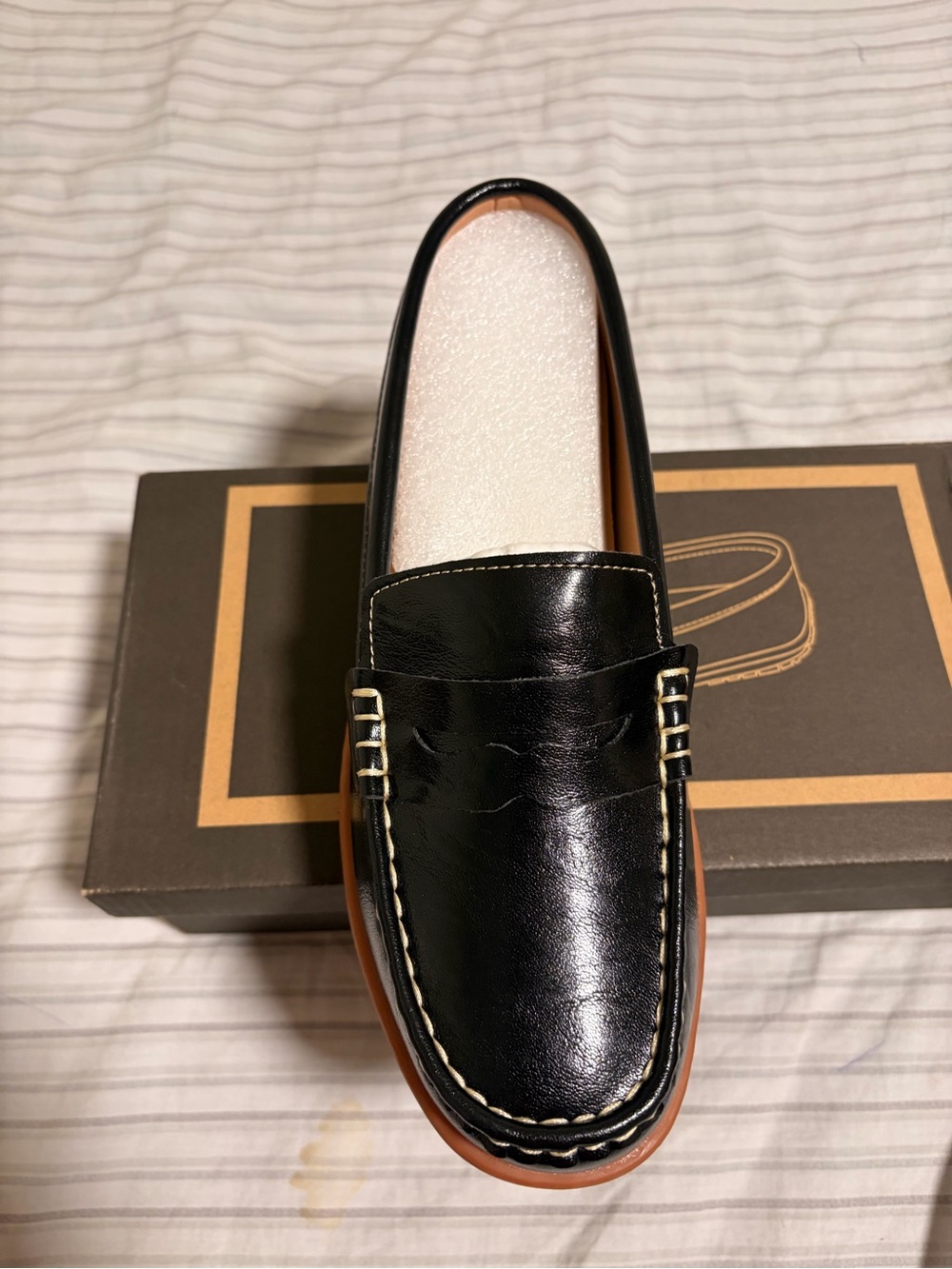 Men's Black Leather Slip-On Loafers with Contrast Stitching
